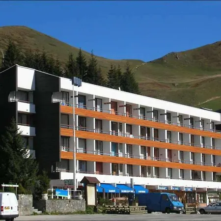 Cosy Pour 4 Pers A Chamrousse, Balcon Sud Pres Des Pistes - Fr-1-340-209 Apartment
